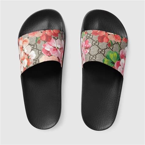 gucci slides women